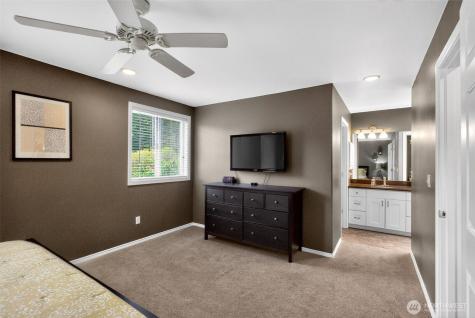 37114 22nd Avenue S Federal Way WA 98003