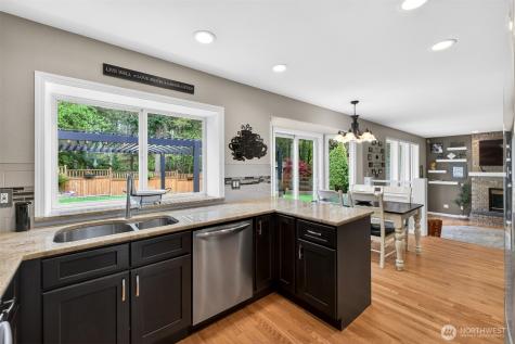 37114 22nd Avenue S Federal Way WA 98003