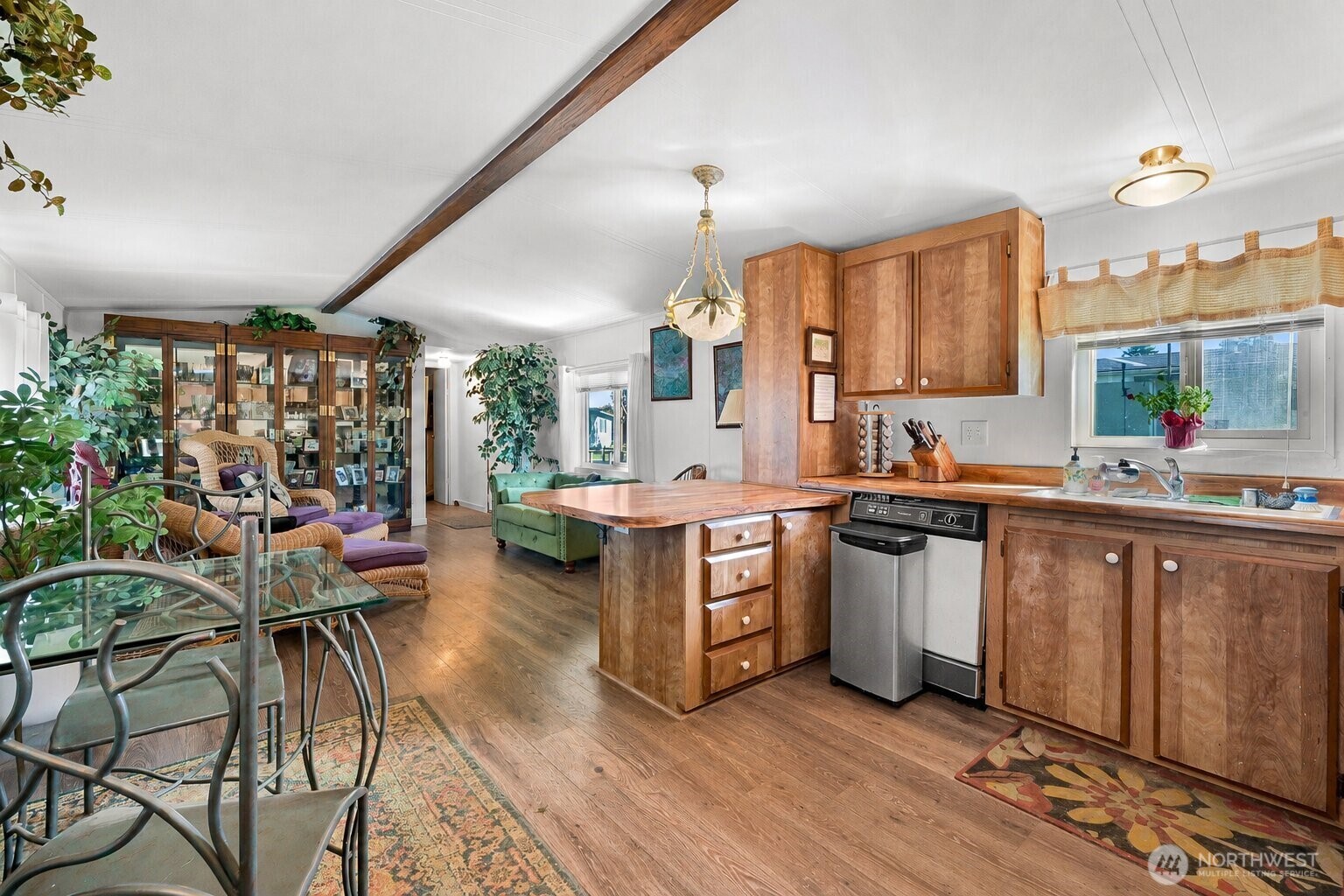 380 E Pole Road Lynden WA 98264
