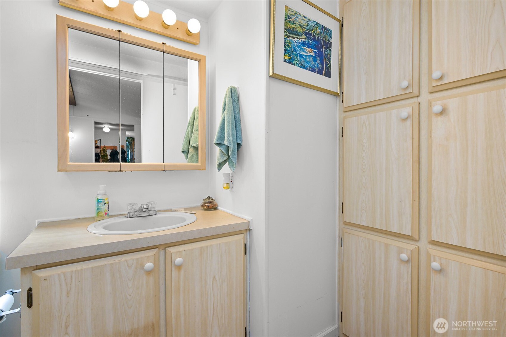 380 E Pole Road Lynden WA 98264