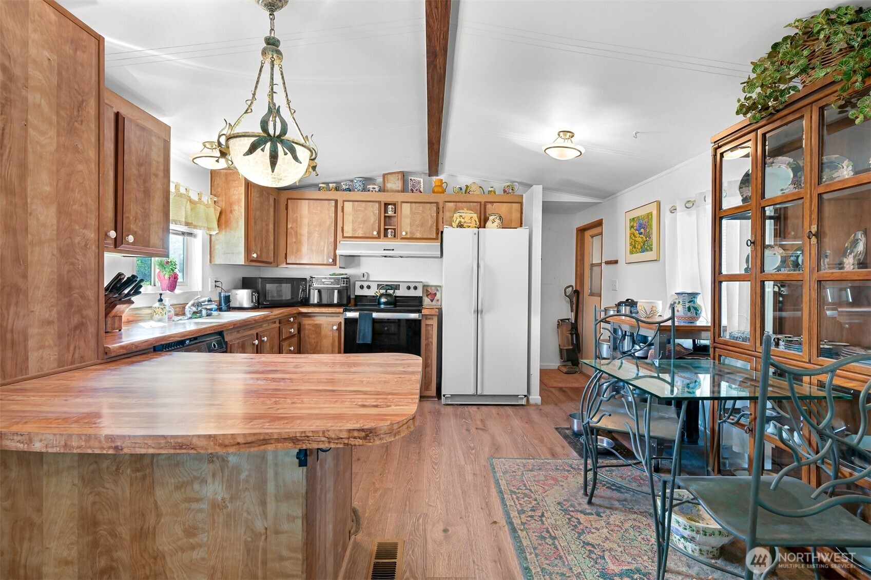 380 E Pole Road Lynden WA 98264
