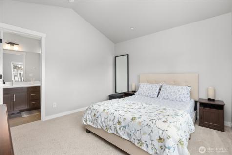 13717 Admiralty Way Lynnwood WA 98087