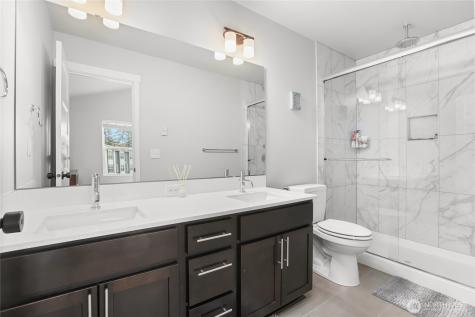 13717 Admiralty Way Lynnwood WA 98087