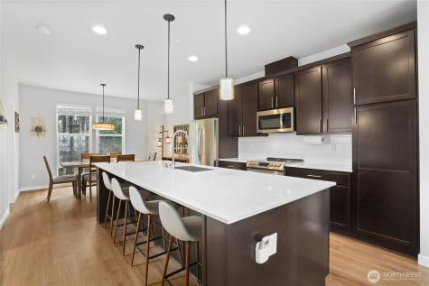 13717 Admiralty Way Lynnwood WA 98087