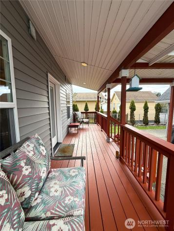 522 Point Brown Avenue SE Ocean Shores WA 98569