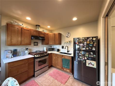 522 Point Brown Avenue SE Ocean Shores WA 98569