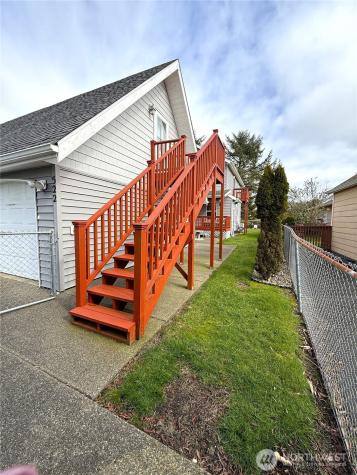 522 Point Brown Avenue SE Ocean Shores WA 98569
