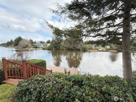 522 Point Brown Avenue SE Ocean Shores WA 98569