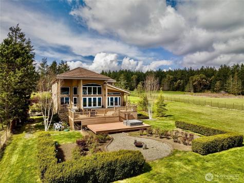 1898 Bayshore Road Lopez Island WA 98261