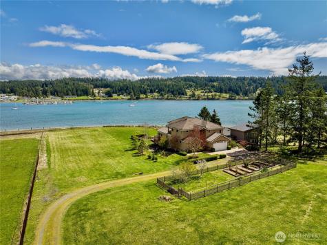 1898 Bayshore Road Lopez Island WA 98261