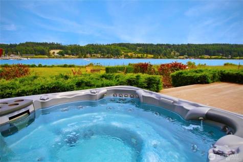 1898 Bayshore Road Lopez Island WA 98261