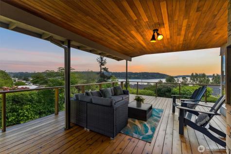 18014 58th Ave NE Kenmore WA 98028