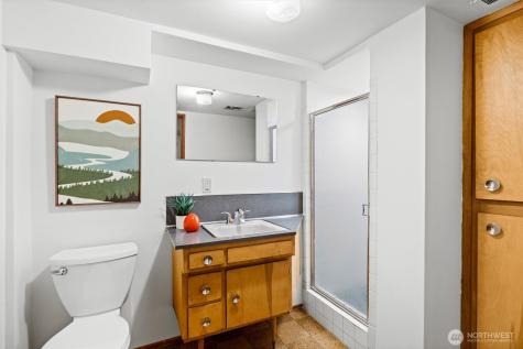 18014 58th Ave NE Kenmore WA 98028