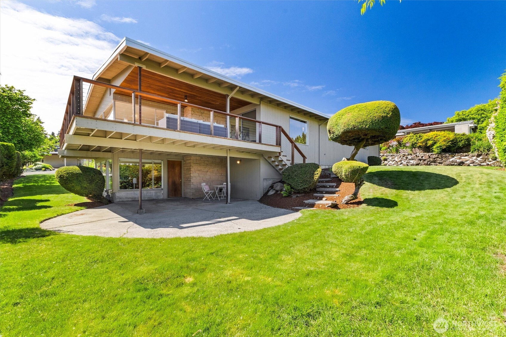 18014 58th Ave NE Kenmore WA 98028