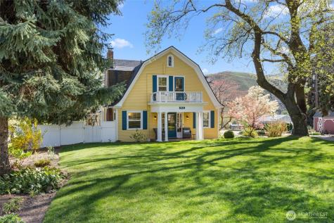 529 Lower Sunnyslope Road Wenatchee WA 98801