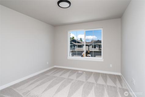 2414 SW Ridgeway Drive Oak Harbor WA 98277