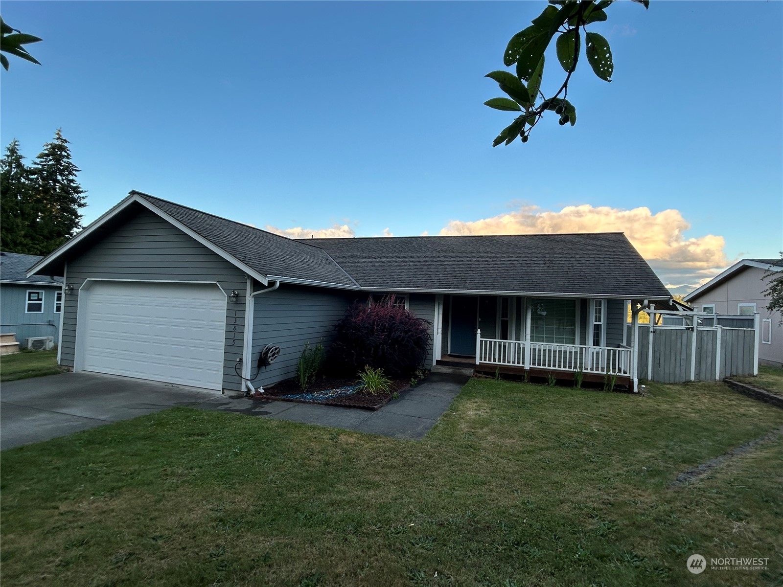 13815 E Prairie Ridge Drive E Bonney Lake WA 98391