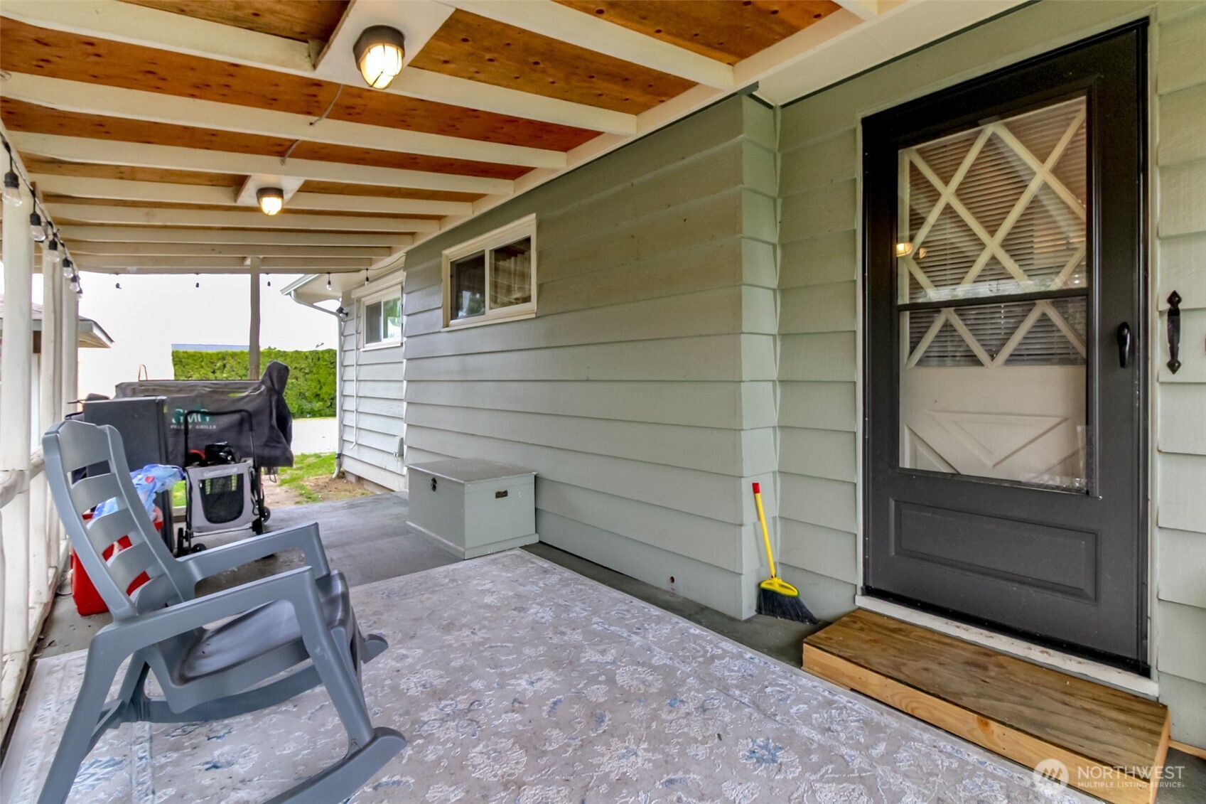 414 7th Street SW Puyallup WA 98374