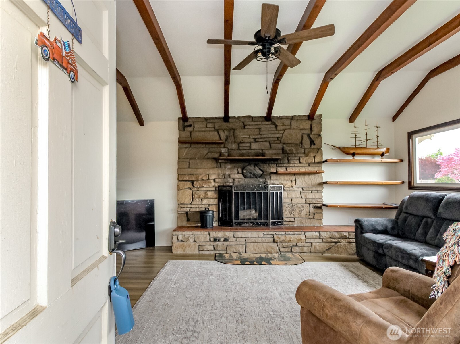414 7th Street SW Puyallup WA 98374