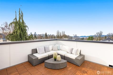 1125 10th Avenue E Seattle WA 98102