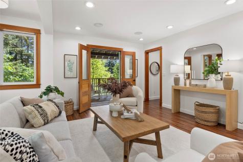 7026 Island Center Road NE Bainbridge Island WA 98110