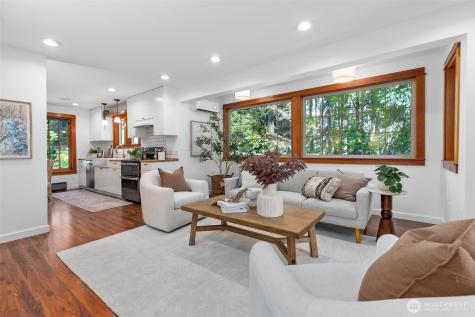 7026 Island Center Road NE Bainbridge Island WA 98110