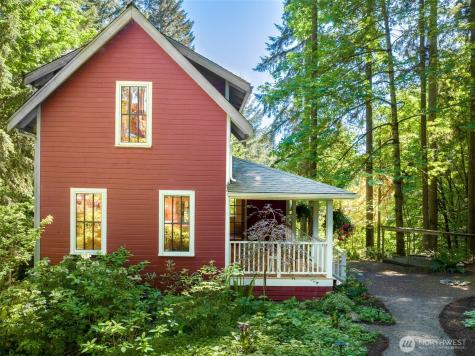 7026 Island Center Road NE Bainbridge Island WA 98110