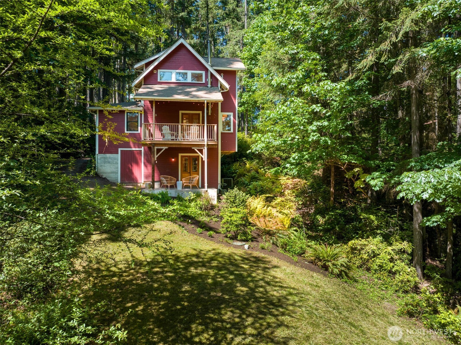 7026 Island Center Road NE Bainbridge Island WA 98110