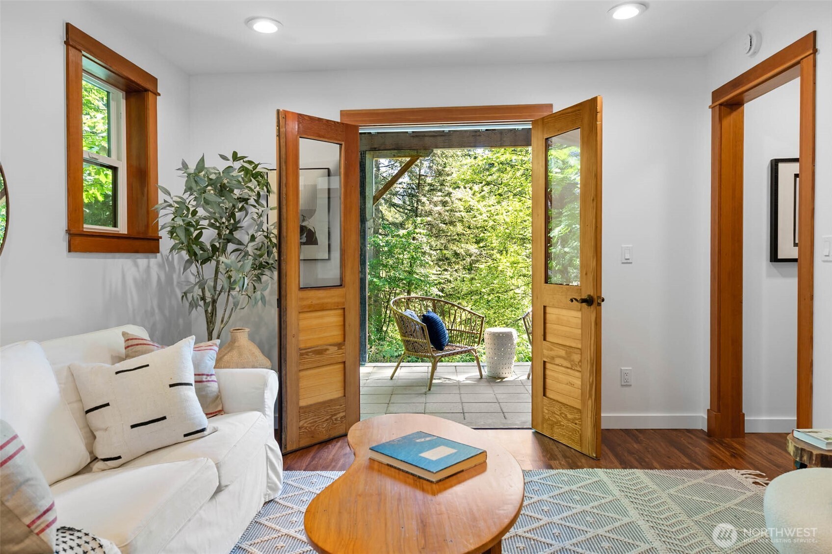 7026 Island Center Road NE Bainbridge Island WA 98110