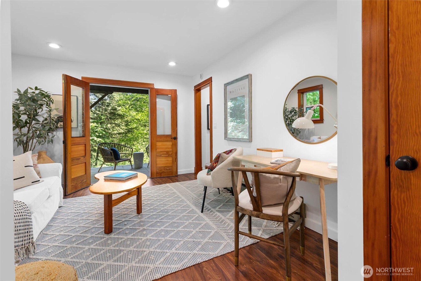 7026 Island Center Road NE Bainbridge Island WA 98110
