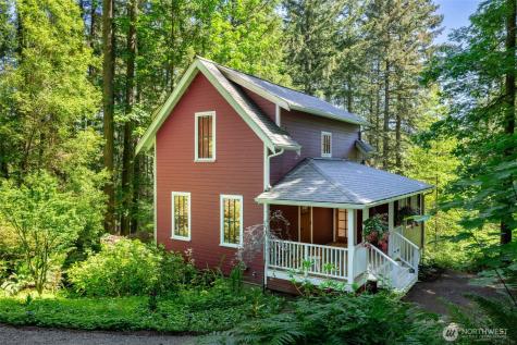 7026 Island Center Road NE Bainbridge Island WA 98110