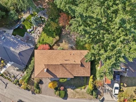 3225 165th Avenue SE Bellevue WA 98008