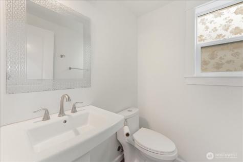 12722 35th Ave House D NE Seattle WA 98125
