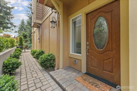 12722 35th Ave House D NE Seattle WA 98125