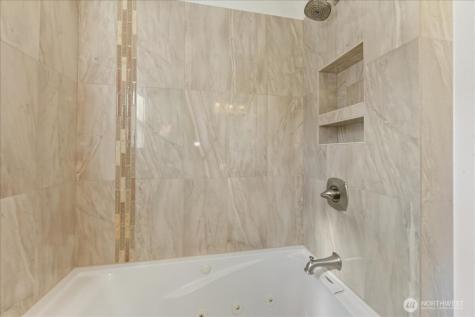 12722 35th Ave House D NE Seattle WA 98125