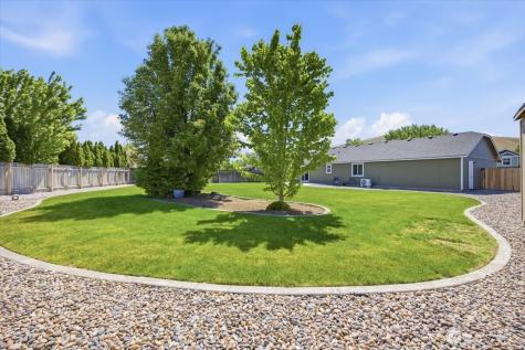 5126 Monica Street West Richland WA 99353
