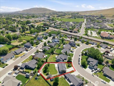 5126 Monica Street West Richland WA 99353