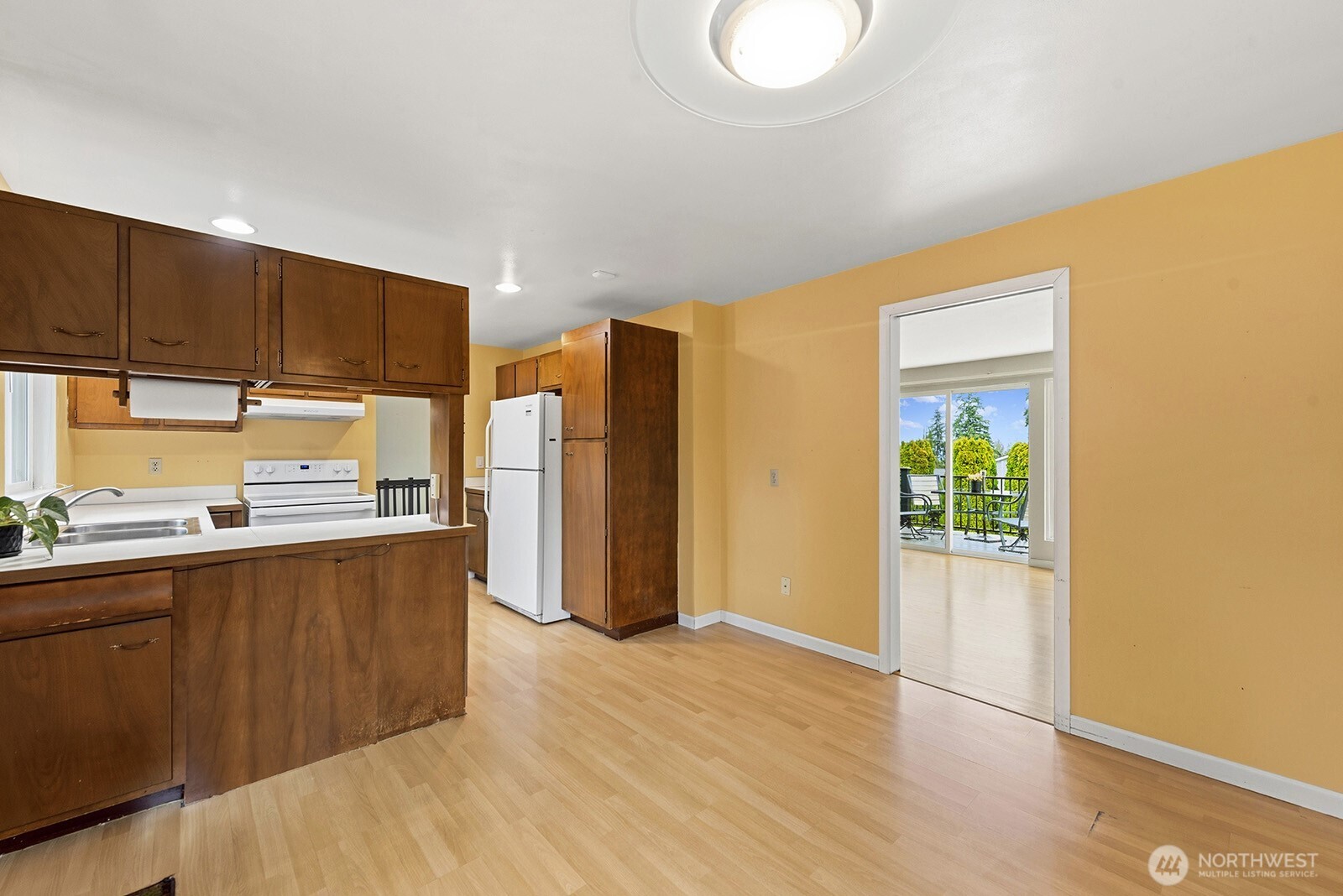 9029 Eastview Avenue Everett WA 98208