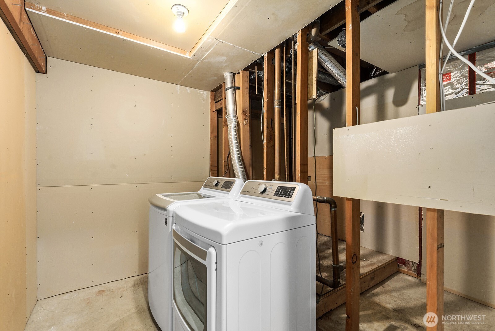 9029 Eastview Avenue Everett WA 98208
