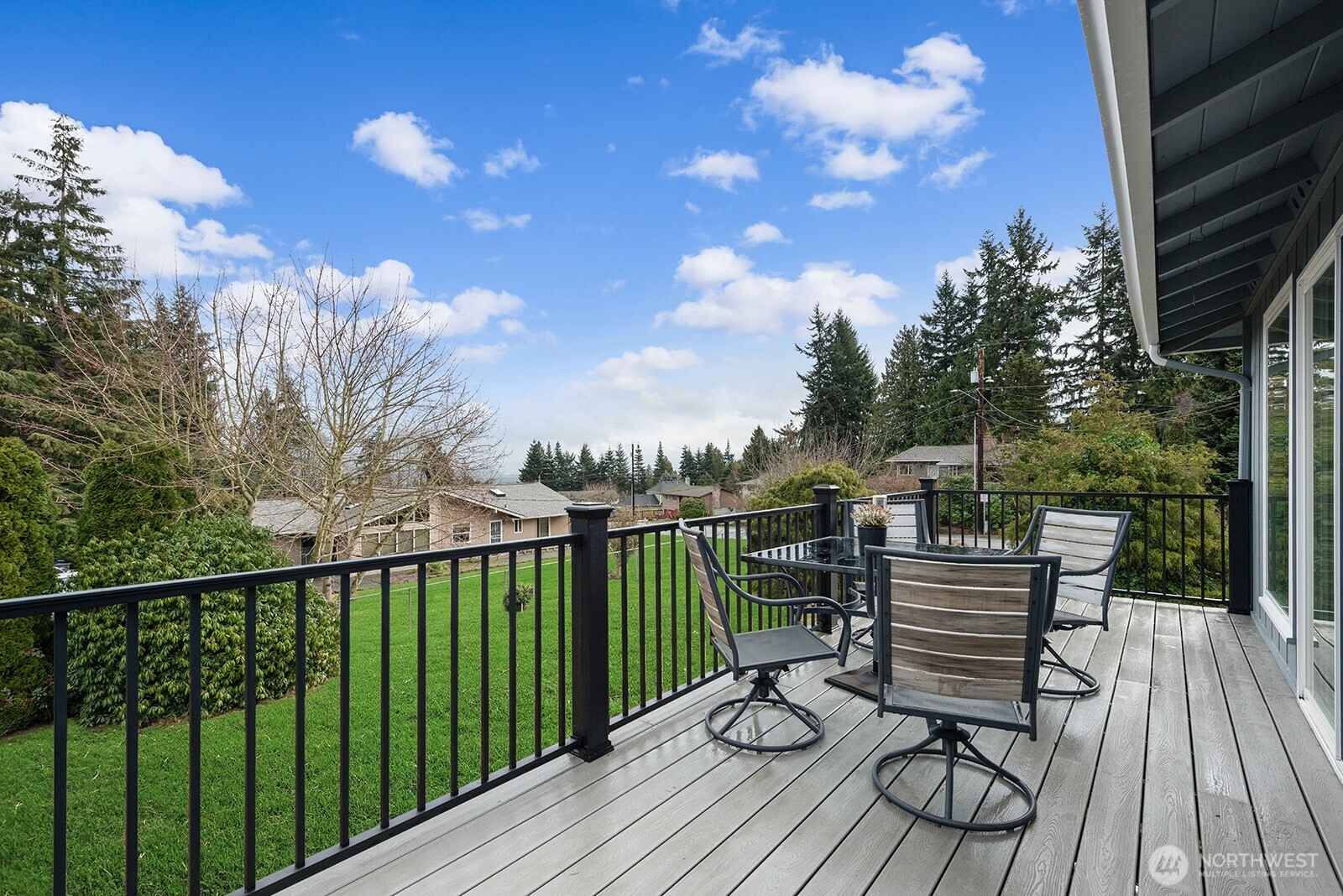 9029 Eastview Avenue Everett WA 98208