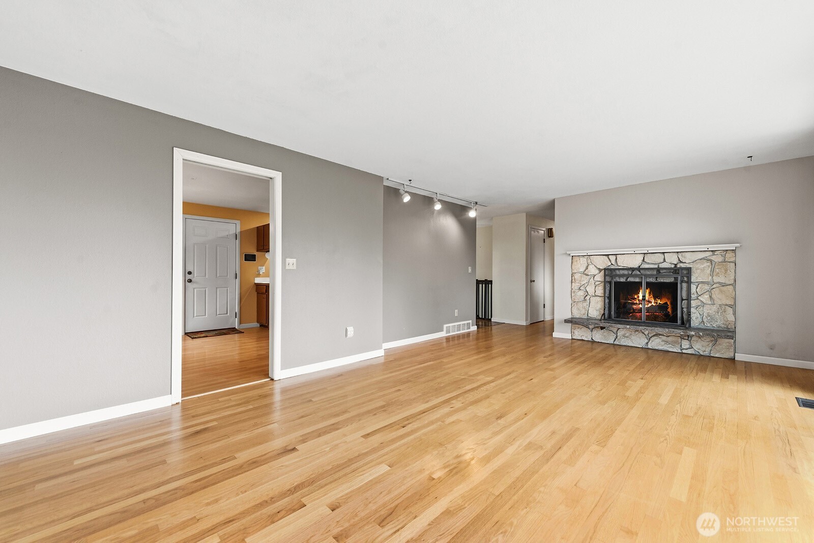 9029 Eastview Avenue Everett WA 98208