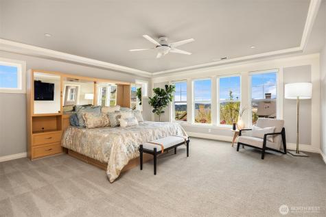 773 Summerhill Ridge Drive NW Issaquah WA 98027