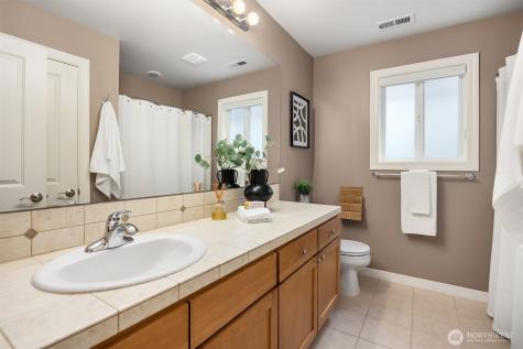 773 Summerhill Ridge Drive NW Issaquah WA 98027