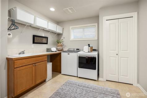 773 Summerhill Ridge Drive NW Issaquah WA 98027