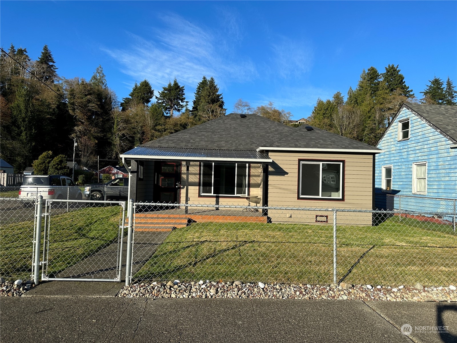 1922 Cherry Street Aberdeen WA 98520