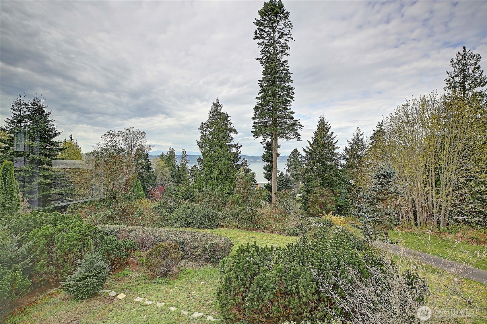 4193 S Camano Drive Camano Island WA 98282