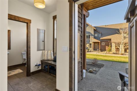 123 Big Hill Drive Cle Elum WA 98922