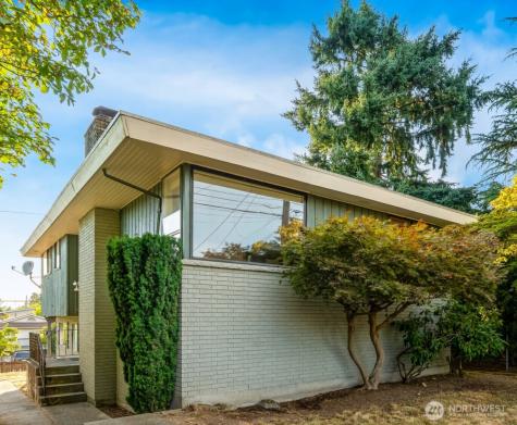 8613 16TH Seattle WA 98106