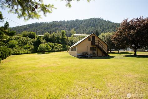 7220 Us Highway 97 Peshastin WA 98847