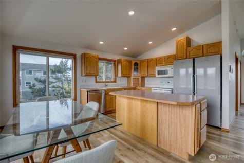 171 Marine View Drive SE Ocean Shores WA 98569